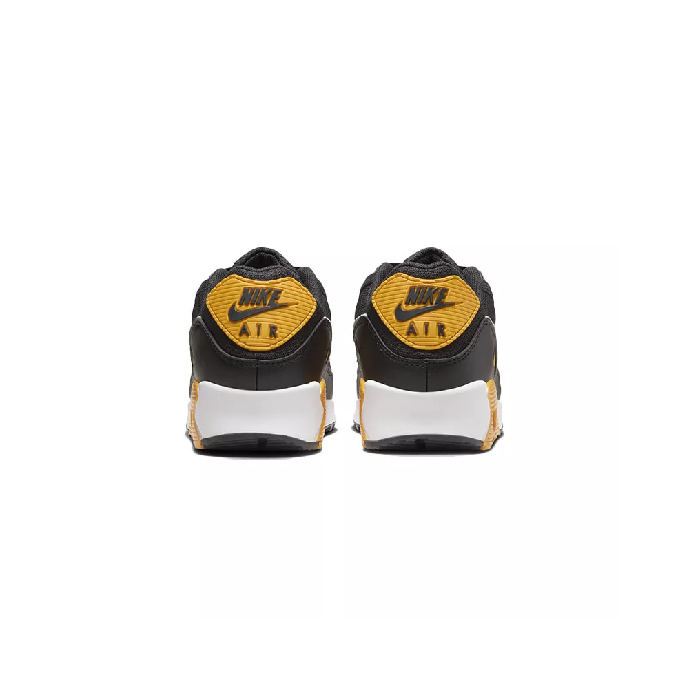 Nike Basket Nike AIR MAX 90 ESSENTIAL