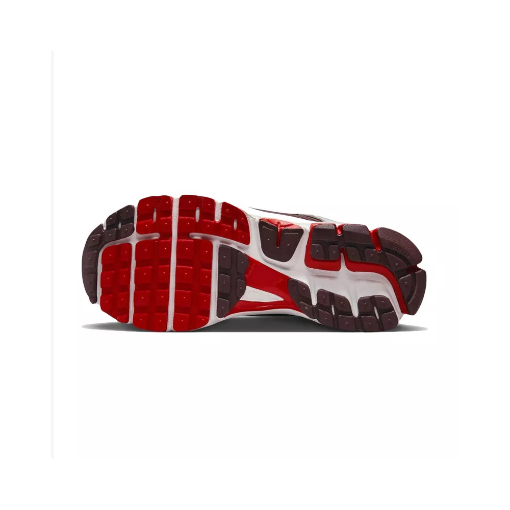 Nike Basket Nike W VOMERO 5