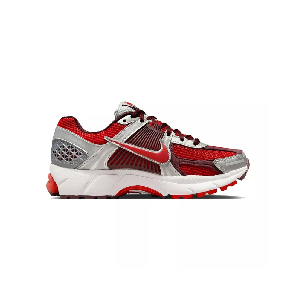 Nike Basket Nike W VOMERO 5