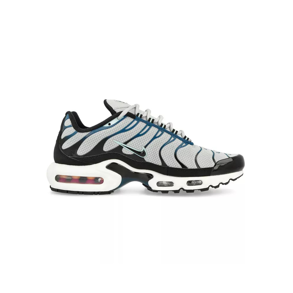 Nike Basket Nike AIR MAX PLUS