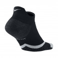 Nike Chaussettes de running Nike Elite Cushioned No-Show Tab  - SX4845-010