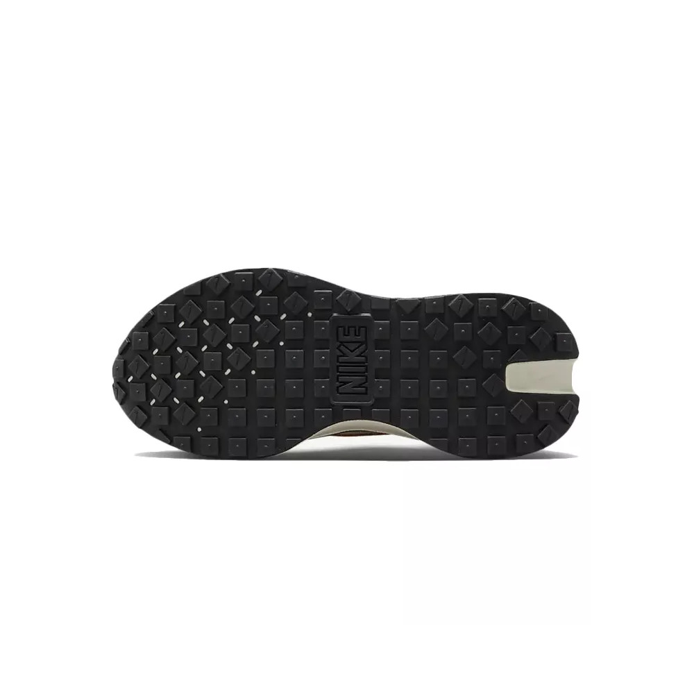 Nike Basket Nike W PHOENIX WAFFLE
