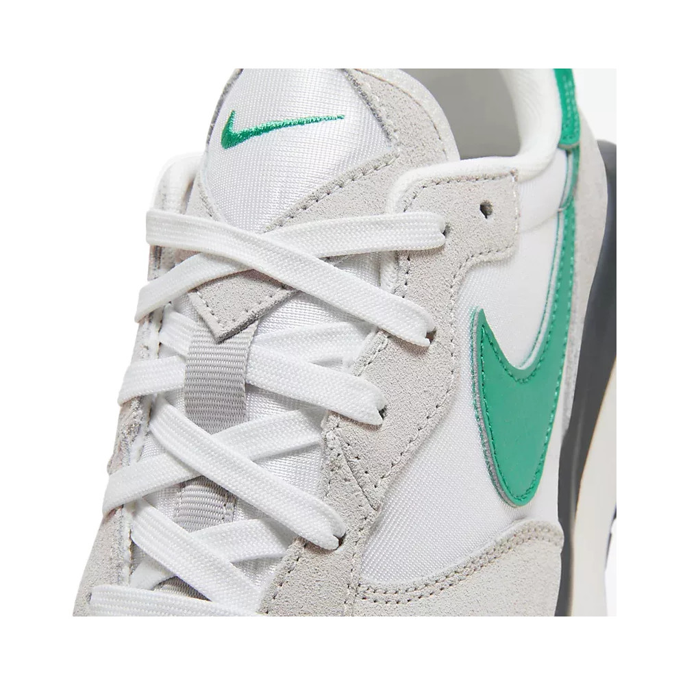 Nike Basket Nike W PHOENIX WAFFLE