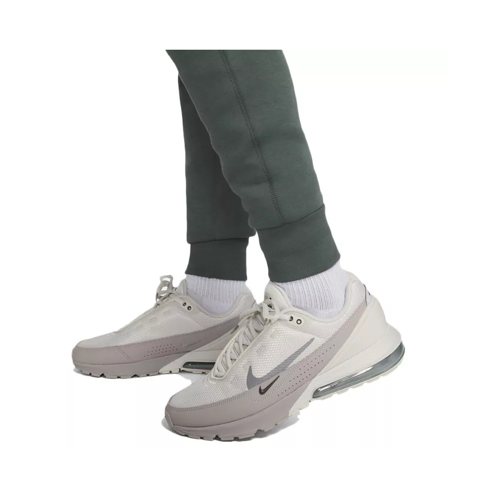 Nike Pantalon de survêtement Nike TECH FLEECE