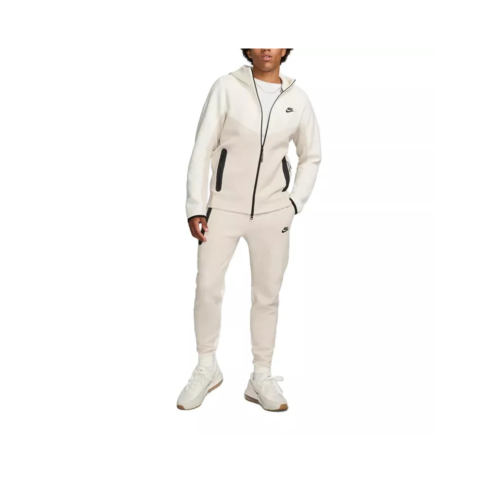 Nike Pantalon de survêtement Nike TECH FLEECE