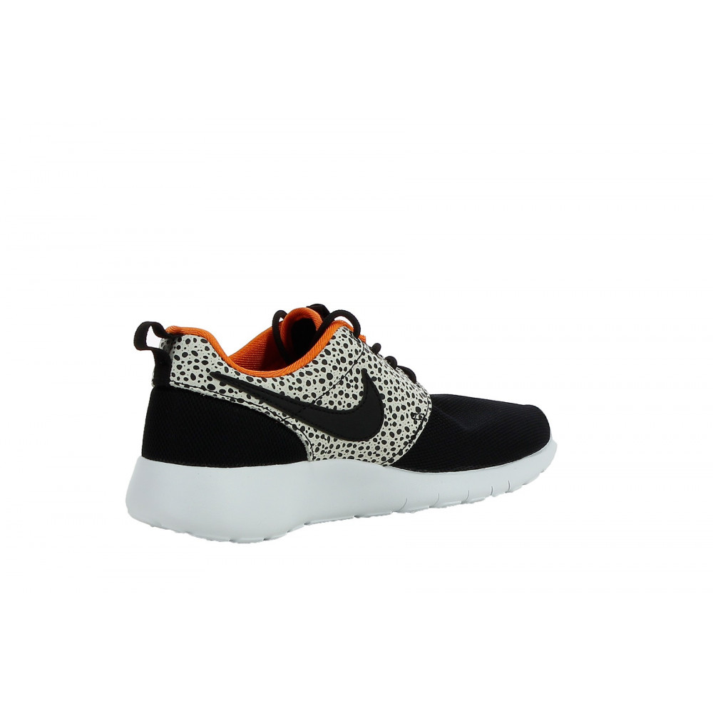 Nike Basket Nike Roshe One Safari (GS) - 820339-001