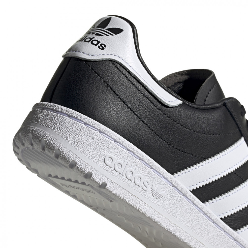 adidas originals Basket adidas Originals TEAM COURT