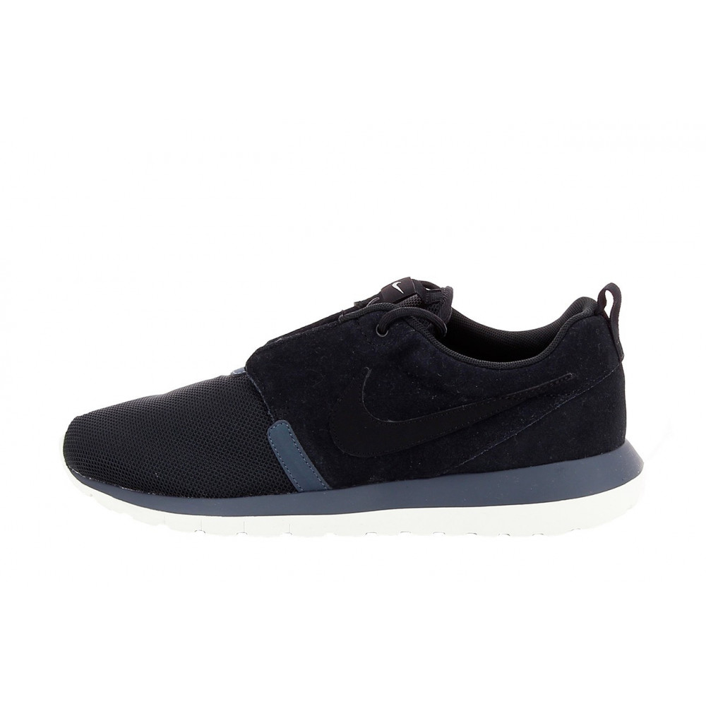Nike Basket Nike Roshe Run  NM - 631749-003