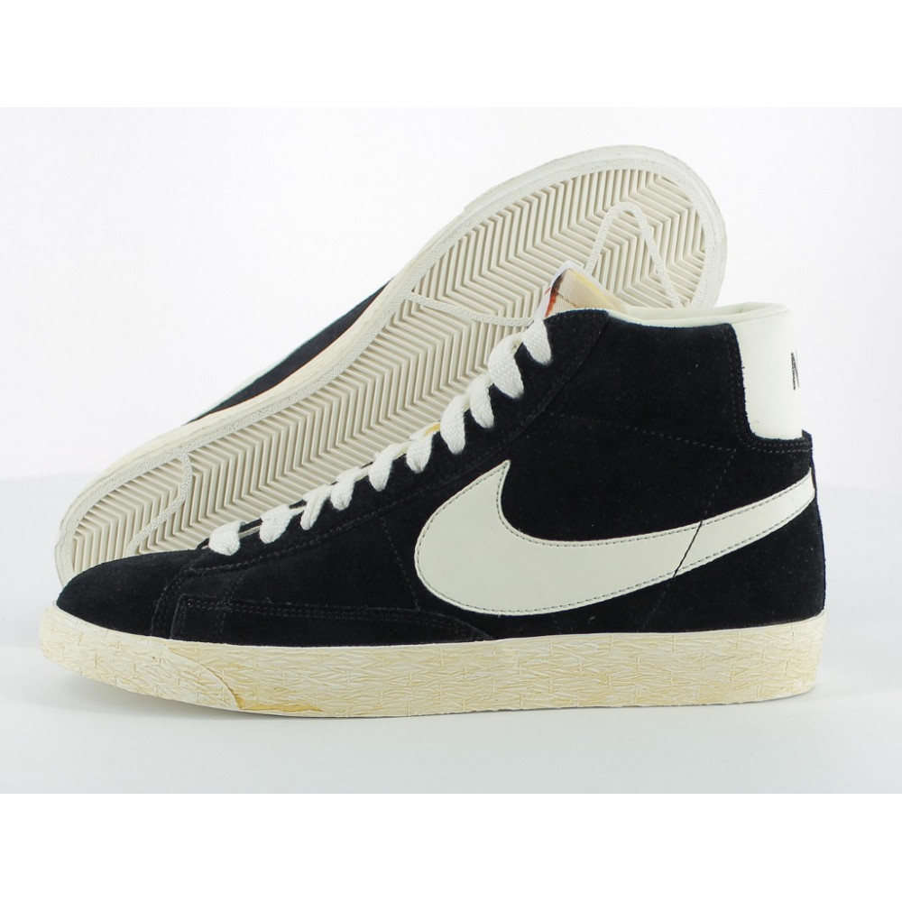 Nike Basket Nike Blazer High Suede - 375722-001